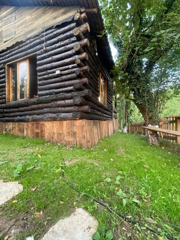 Zahrada ubytování Shtepizat e Rames Agroturizem