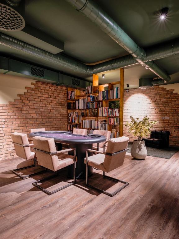 Hannover - PHIL & MAX Hotels und Apartments Messe - Resim 29