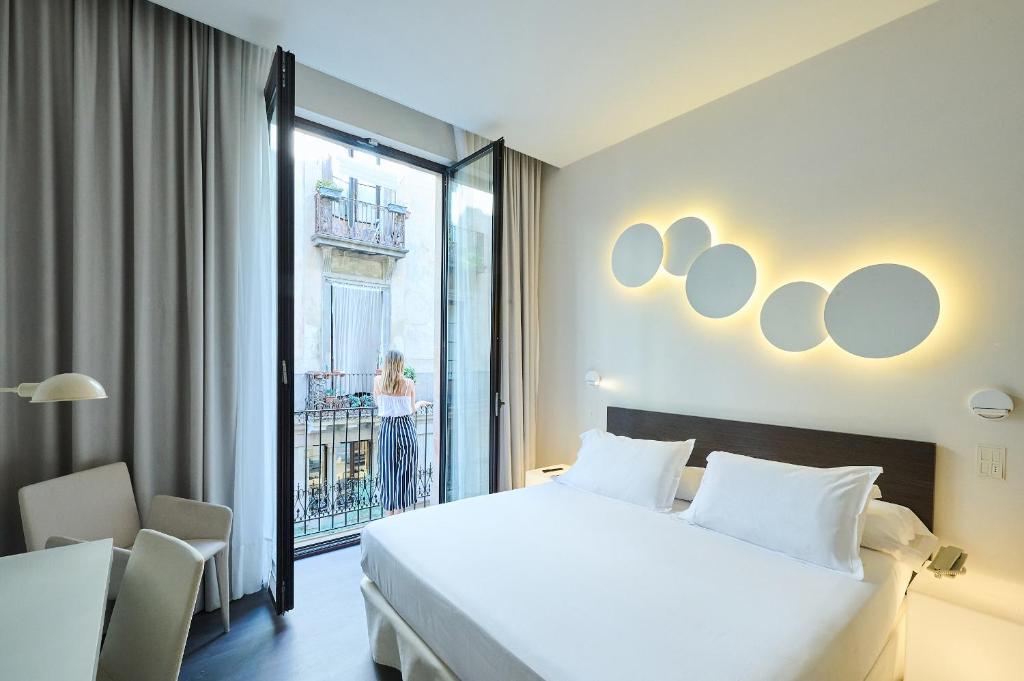 H10 Port Vell 4* Sup - 11