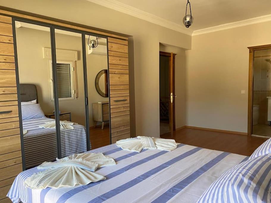 Postel nebo postele na pokoji v ubytování Marmaris'te Özel Havuzlu Villa