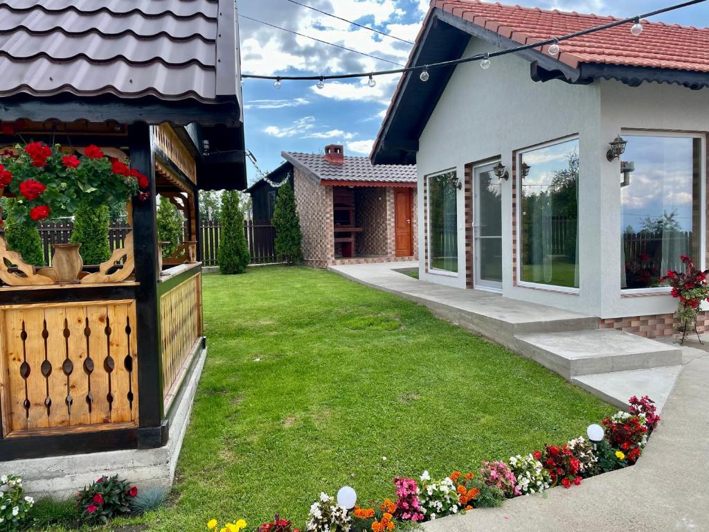 Zahrada ubytování Casa Maria Platoul Luncanilor