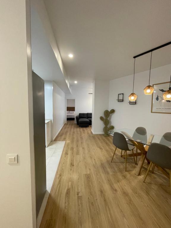 Kuchyňa alebo kuchynka v ubytovaní Precioso apartamento en Málaga Centro