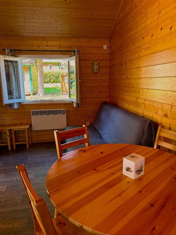 Część wypoczynkowa w obiekcie Camping Onlycamp L'Orée d'Alsace