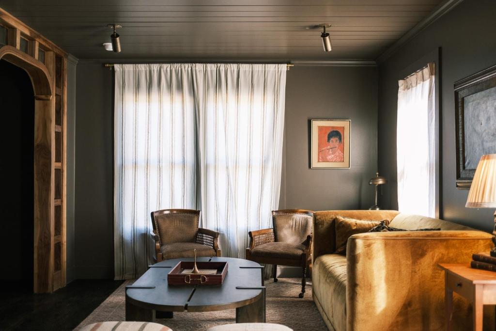 The Madison Hotel photo