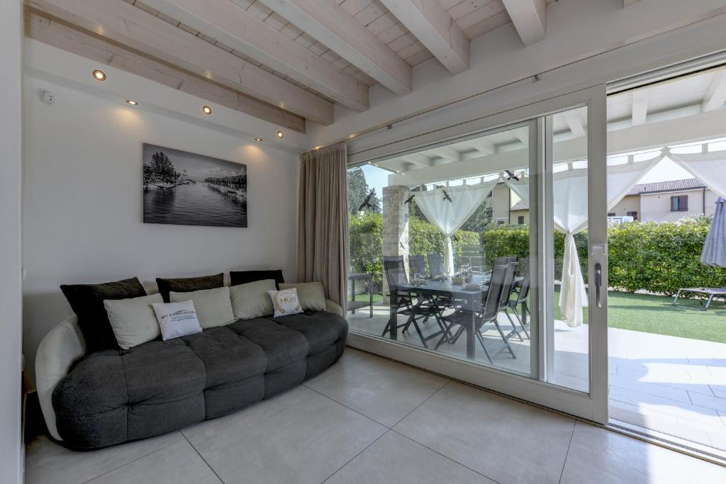 Posezení v ubytování MGH Luxury - Villa Marlene