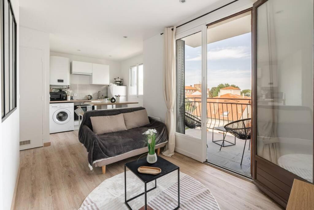 Photo de la galerie de l'établissement Logement Cosy à 15 min de Paris, à Créteil