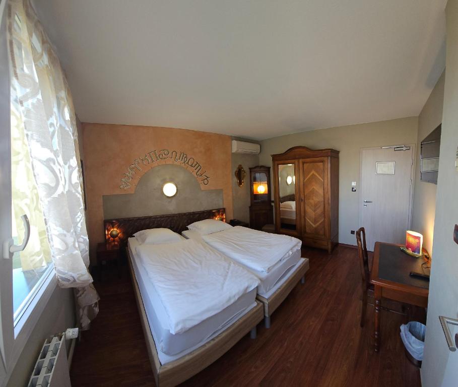 Hotel Restaurant Champ Alsace - Standard Twin Room
