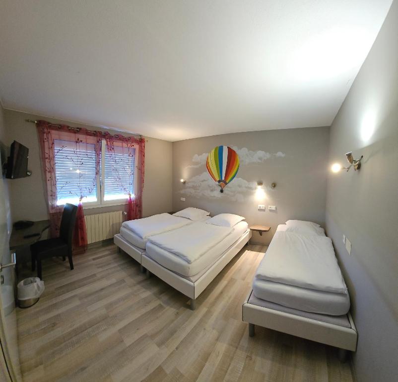 Hotel Restaurant Champ Alsace - Comfort Triple Room