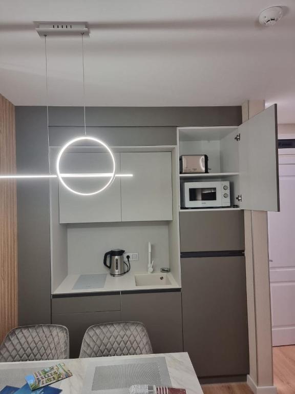 Harmony Suite 16