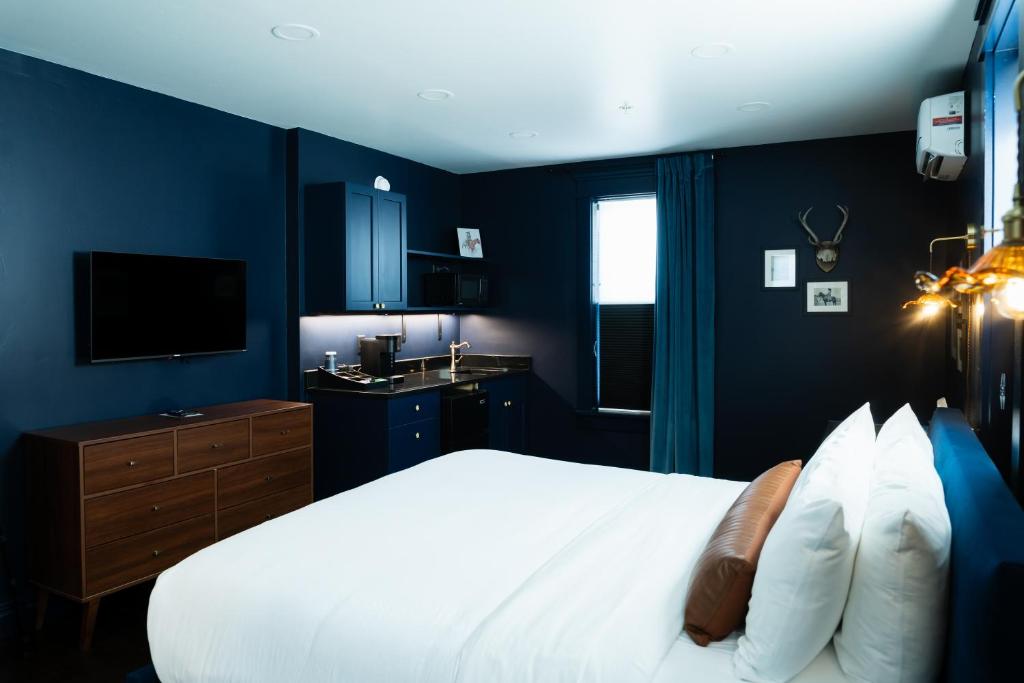 TV a/nebo společenská místnost v ubytování The Hotel Melrose