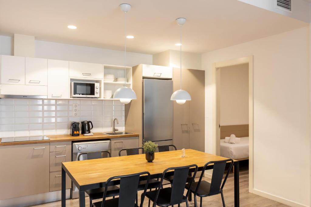 Decô Apartments Barcelona-Sants - 2