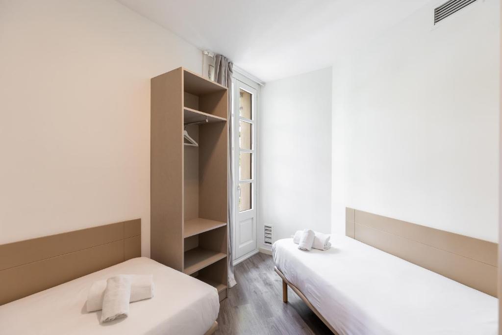 Decô Apartments Barcelona-Sants - 1