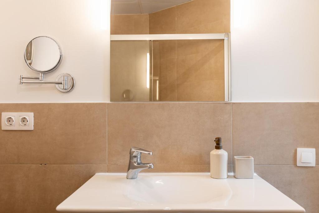 Decô Apartments Barcelona-Sants - 11