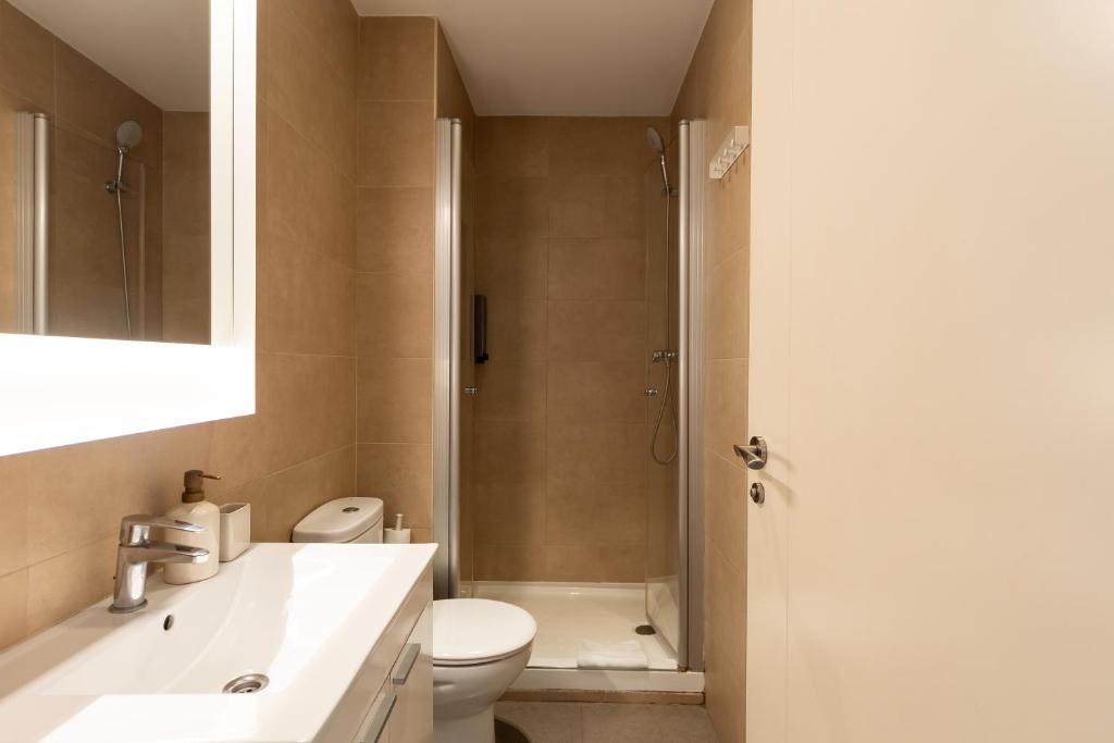 Decô Apartments Barcelona-Sants - 17