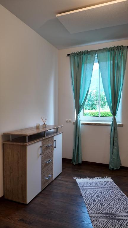 Kuchyň nebo kuchyňský kout v ubytování Wohnung pascal