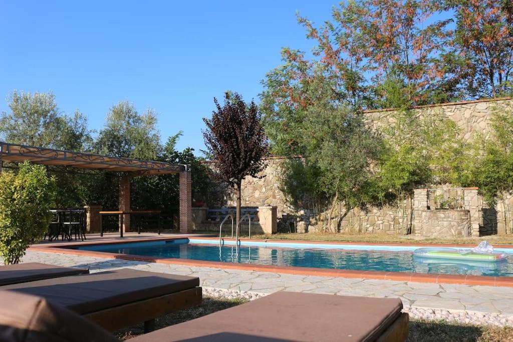 Bazén v ubytování Private Hillside Villa near TEG Full Privacy nebo v jeho okolí