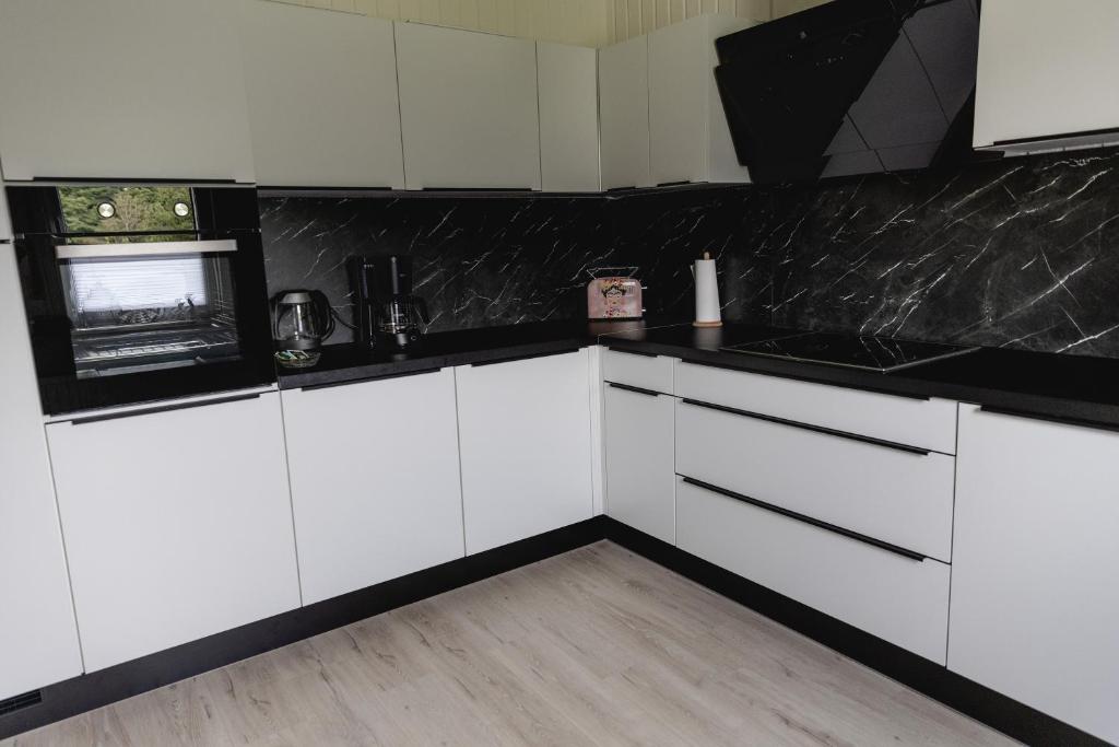 Kuchyň nebo kuchyňský kout v ubytování Anil‘s Ferienhaus