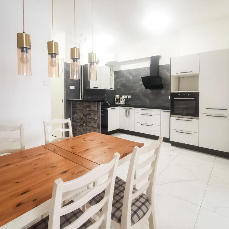 Central New Home Apartment 1061 Budapest, Paulay Ede utca 67 kép - 1