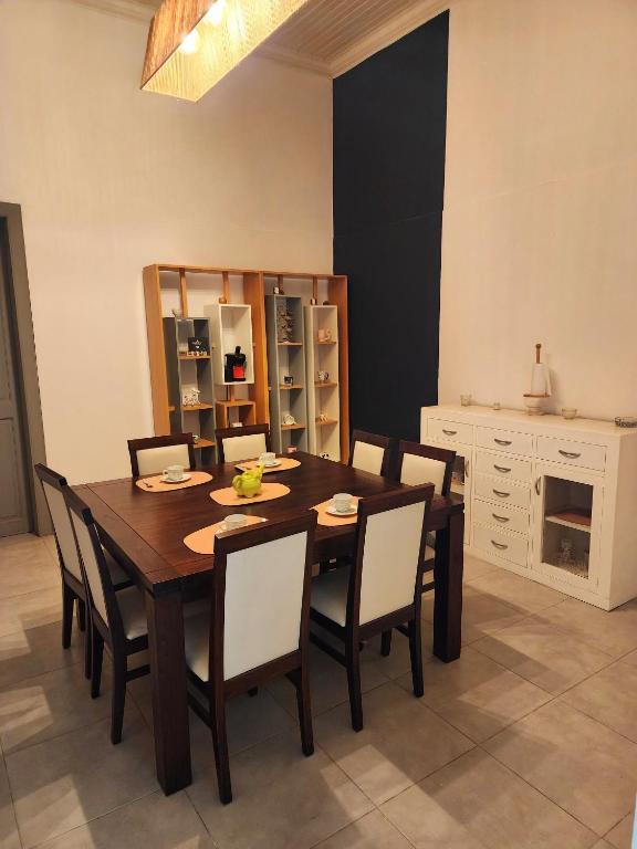 Casa centrica, cómoda y amplia