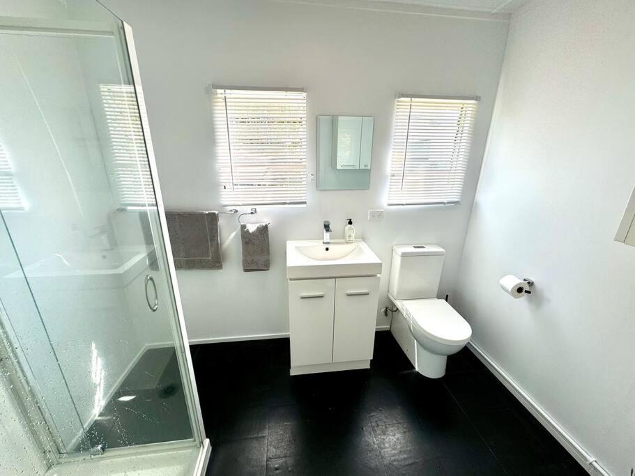The Bach - Spa Pool, Pets, Scooters & Family Friendly - Resim 17