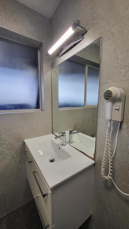 
Deluxe One-Bedroom Apartment
