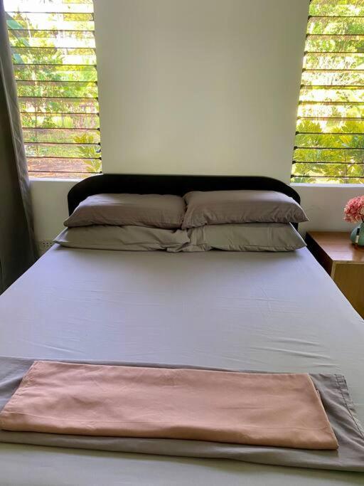 Postel nebo postele na pokoji v ubytování Andrei Holiday House