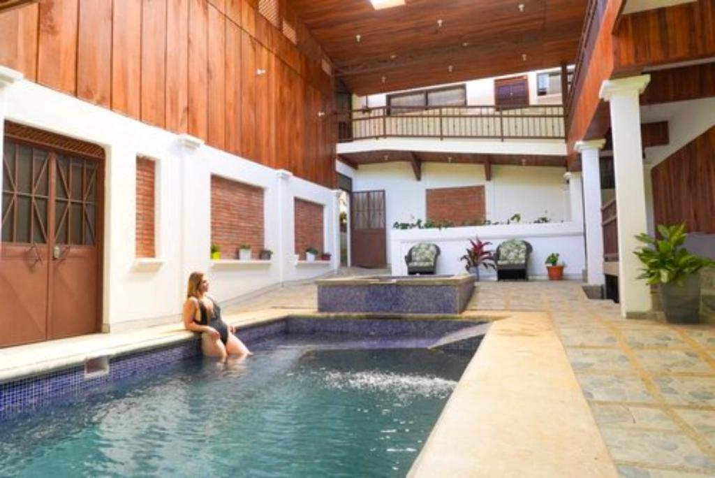 Bazén v ubytování Hotel Ribera La Paz nebo v jeho okolí