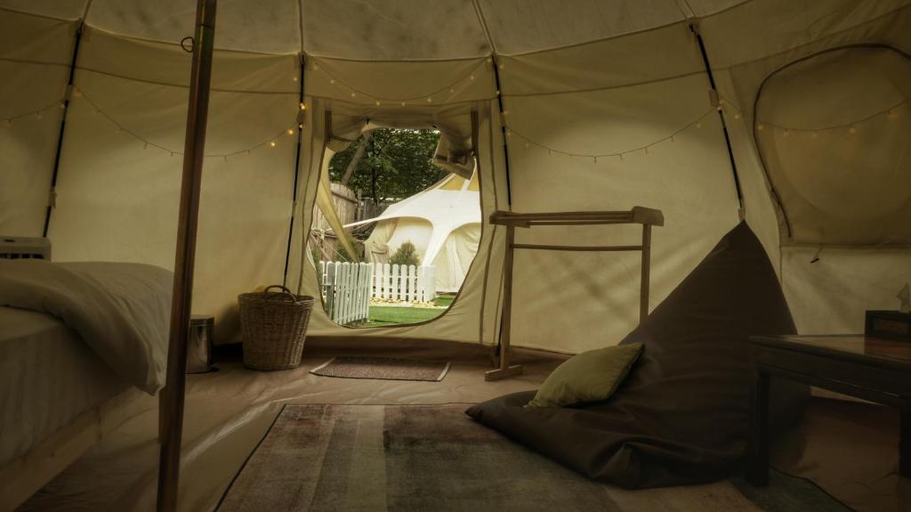Posezení v ubytování Bambus Restaurant, Bar & Glamping