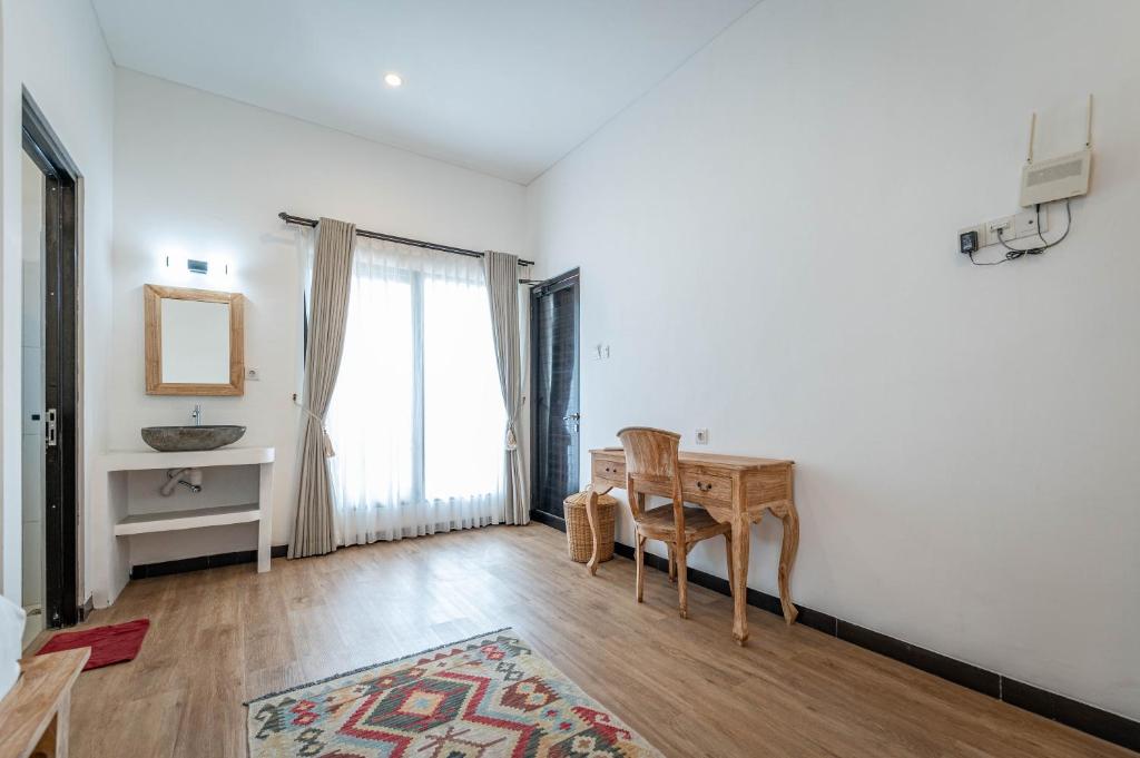 Gajahmina Guesthouse - Studio With Balcony