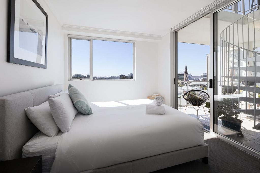 Trilogy Residences Brisbane - Two-Bedroom Apartment With Terrace