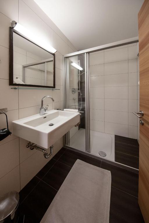 A bathroom at Panoramablick Sölden