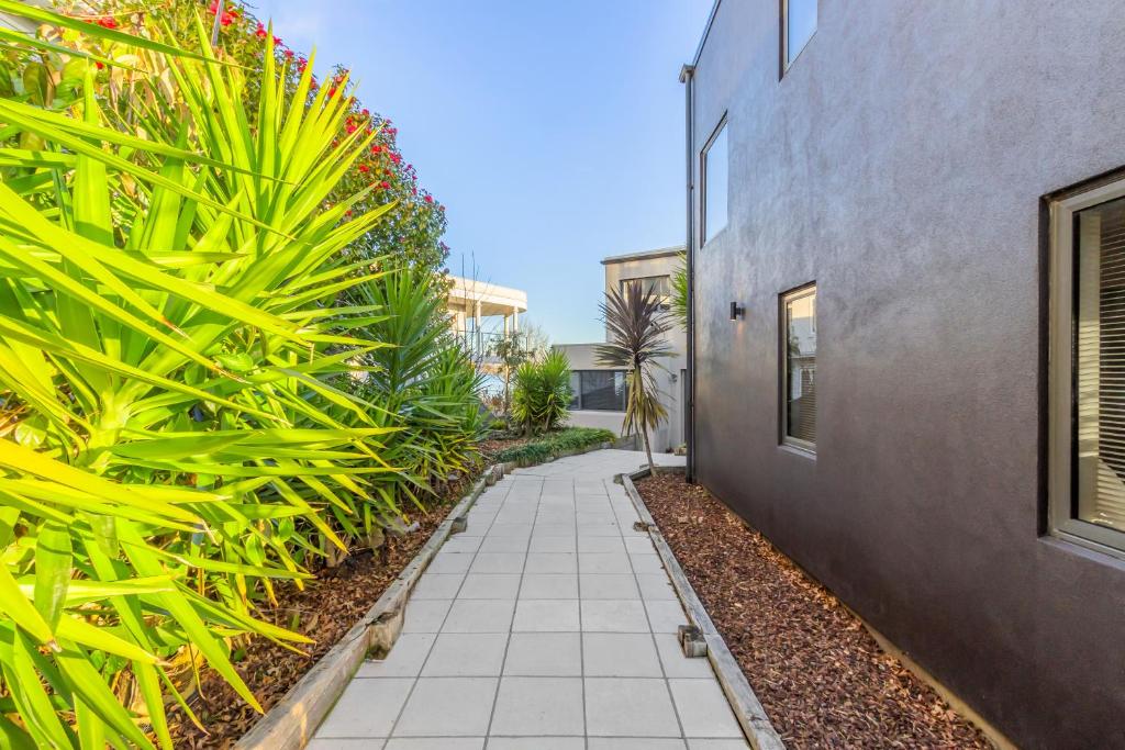 Gather Taupo - Lakeview - Spa Pool - Resim 23