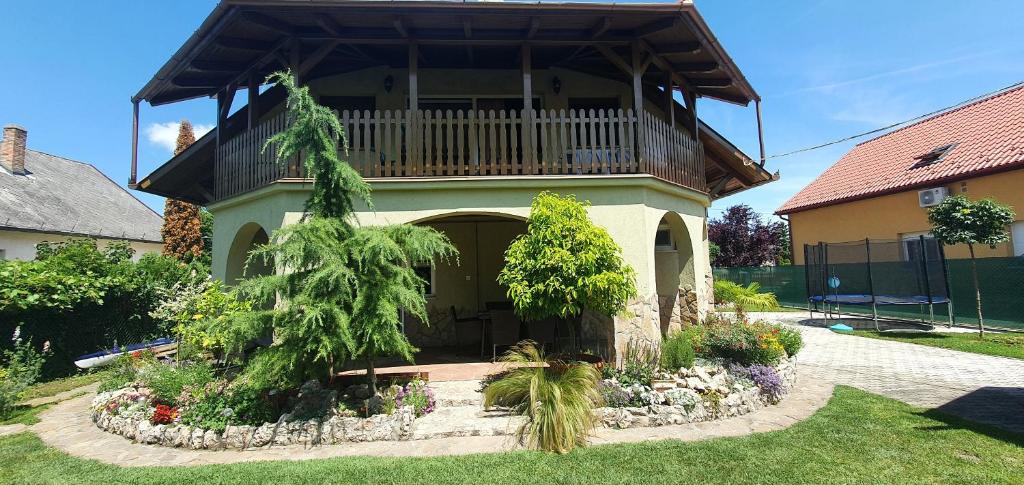 Tamási Villa 8648 Balatonkeresztúr, Keszeg utca 53-b kép - 1
