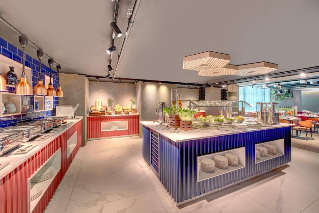 La Quinta by Wyndham Abu Dhabi Al Wahda - Resim 24