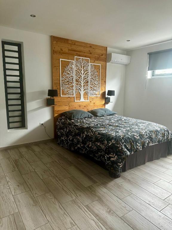 Postel nebo postele na pokoji v ubytování Cozy Caze