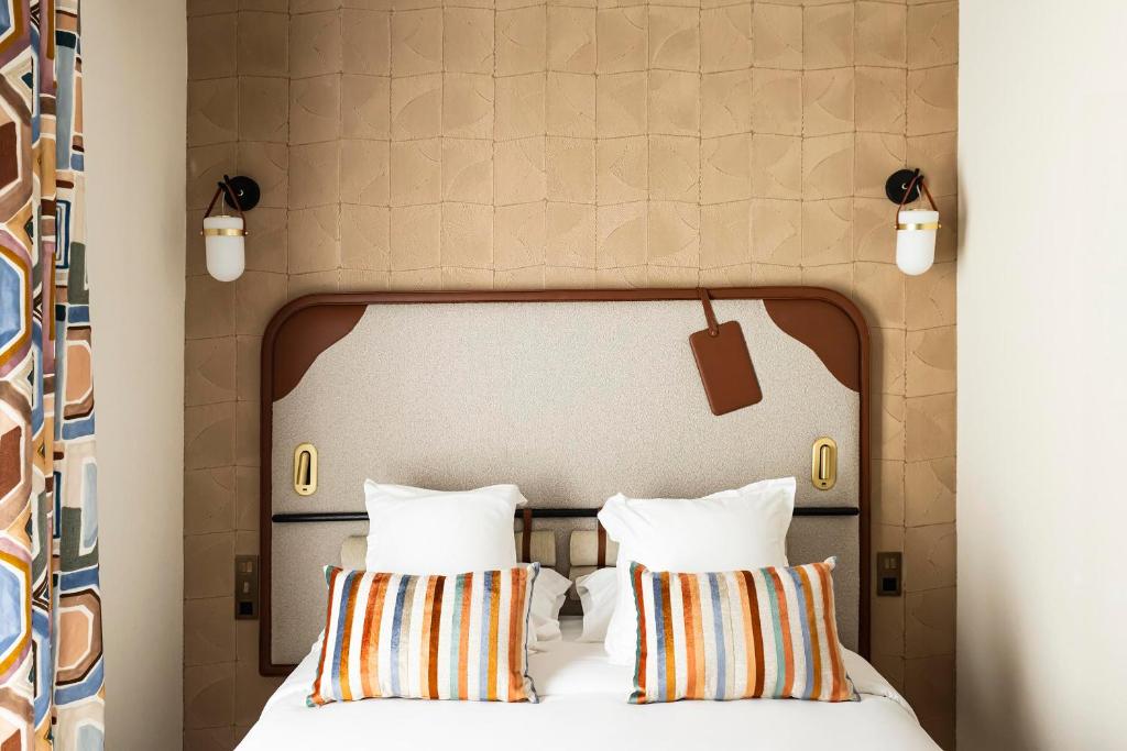 Hôtel Hiro Paris - Resim 9