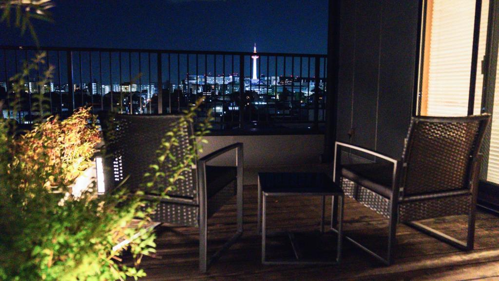 Balkón nebo terasa v ubytování Tabist kiki HOTEL KYOTO Gojo Karasuma