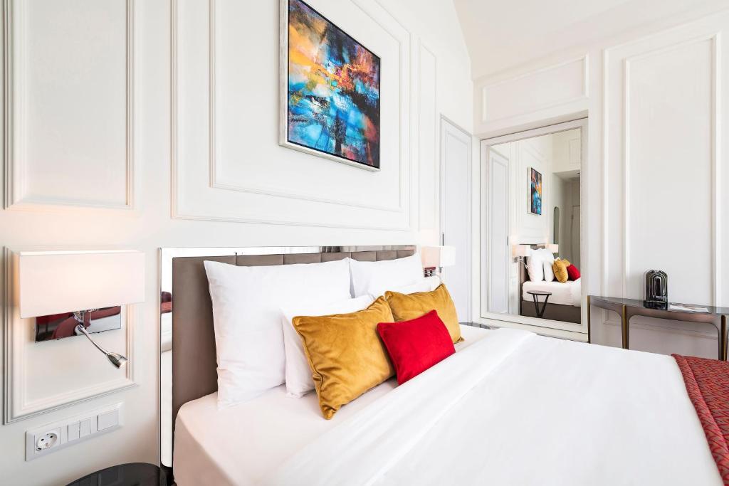 Three Corners Avenue Hotel - Resim 30