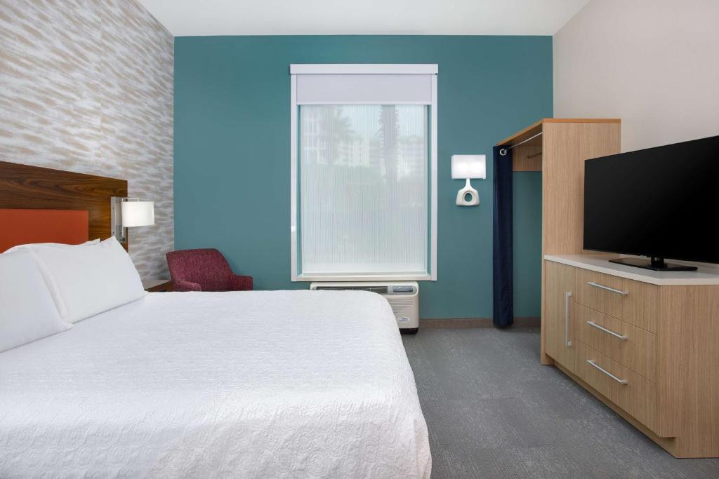 TV a/nebo společenská místnost v ubytování Home2 Suites by Hilton Destin