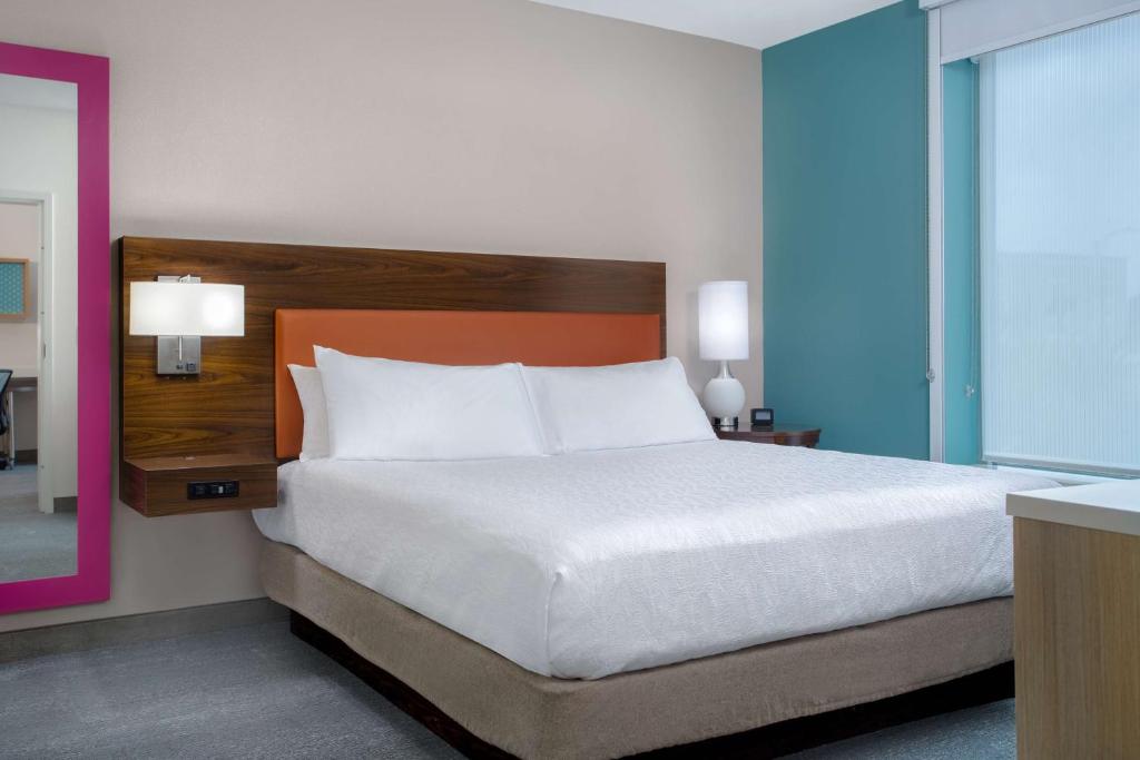 Postel nebo postele na pokoji v ubytování Home2 Suites by Hilton Destin