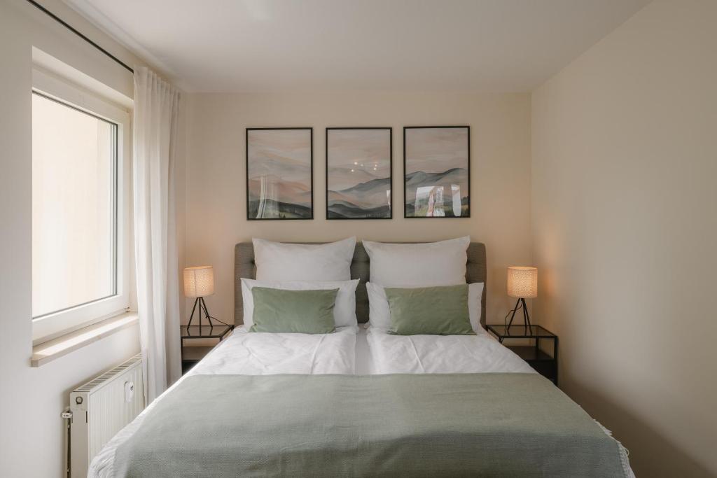 Exklusiv & Zentral: 1-Zi. Apartment mit Balkon Stellplatz - Appartement D'une Chambre