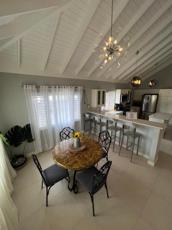 Billede fra billedgalleriet på Isle Be Back Villa i Priory