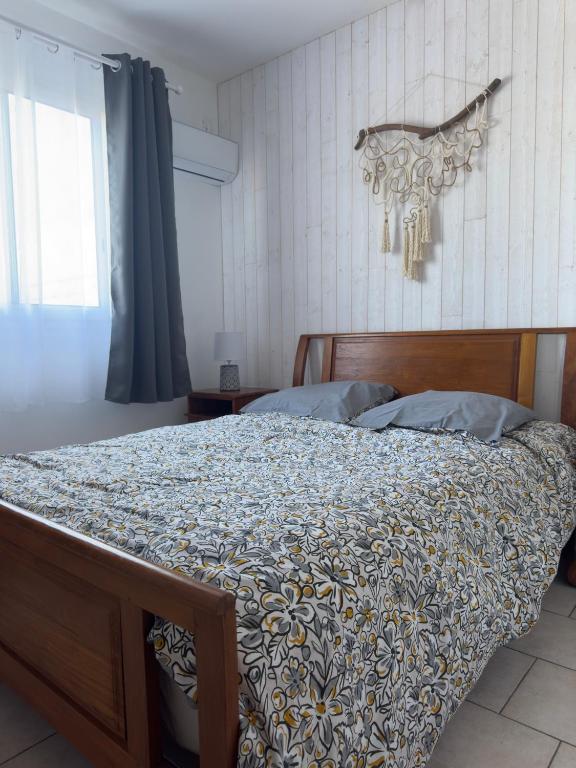 Postel nebo postele na pokoji v ubytování Cozy Caze