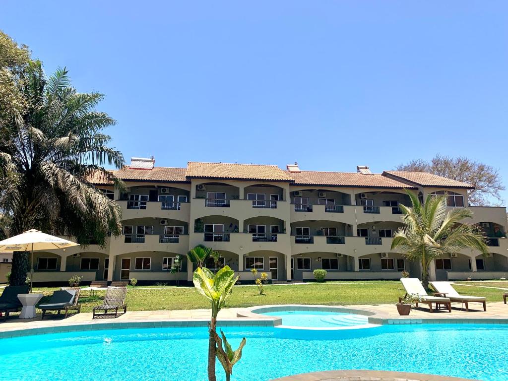 Kololi Beach Resort - Appartement Avec Vue De La Piscine