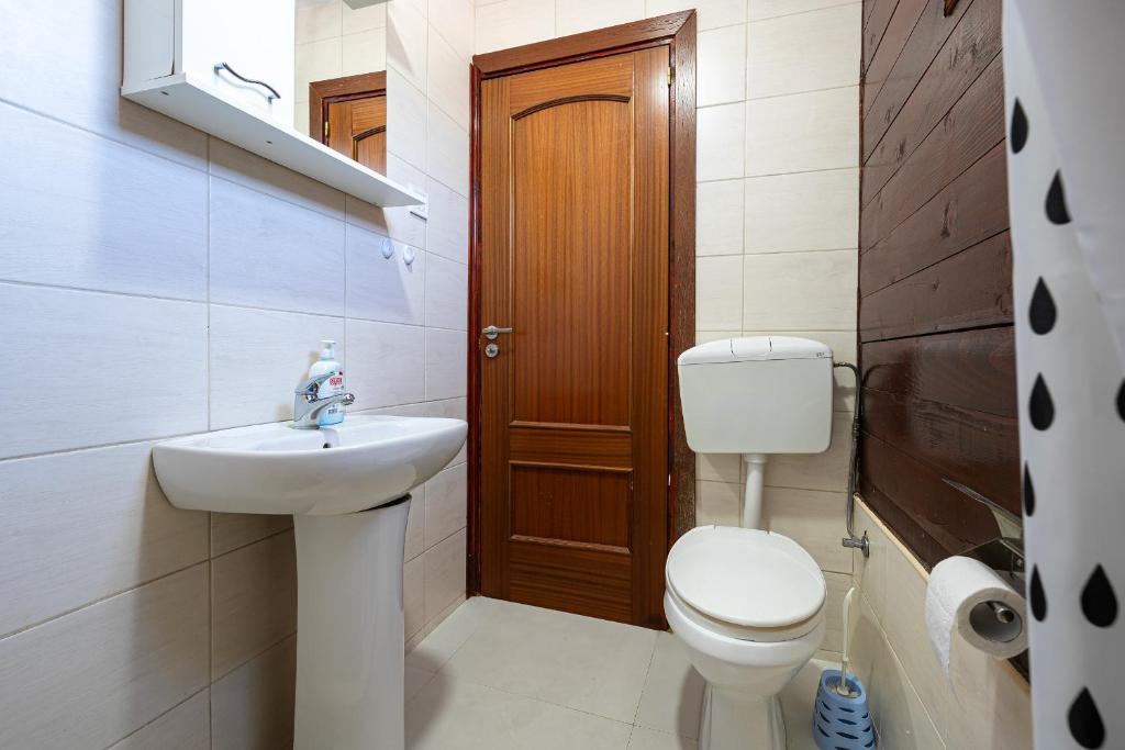 Koupelna v ubytování Apartments Obala