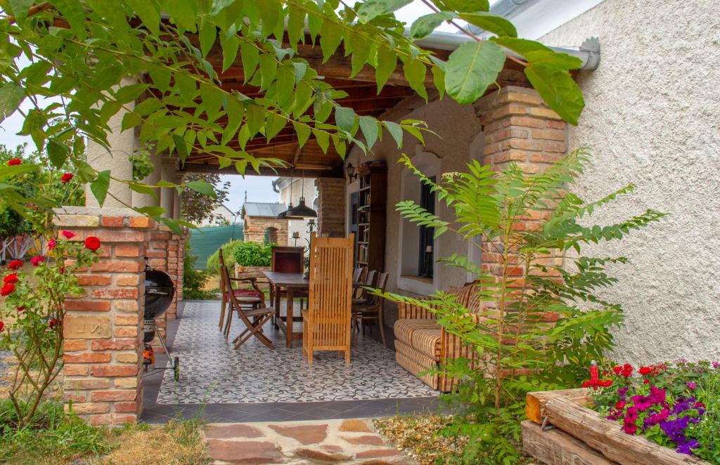 Ogród w obiekcie Duba ház a Balaton-felvidéken