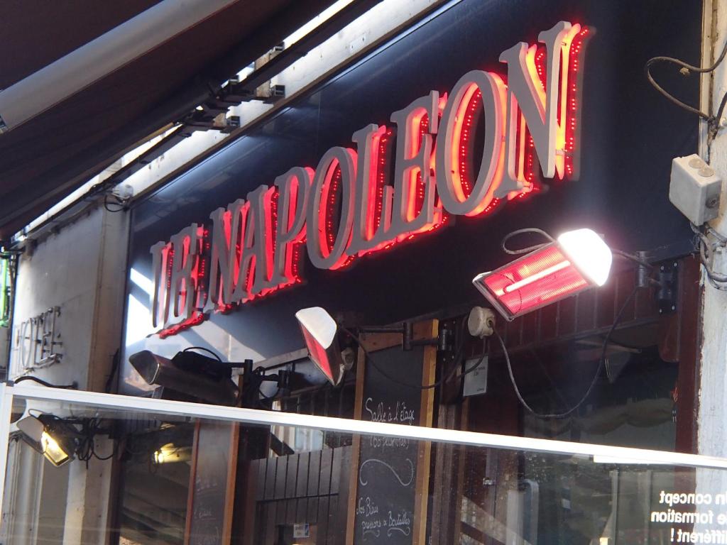 Le Napoleon - Resim 33