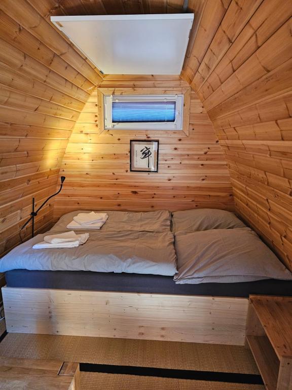 kompakter campingstuhl Thron Premium