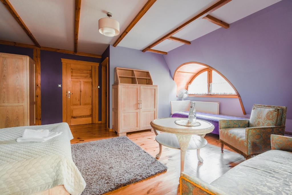 Dwór Zaścianek - Deluxe Triple Room