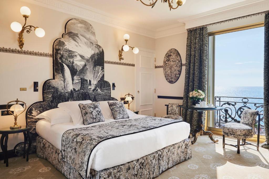 Deluxe Room with Sea View